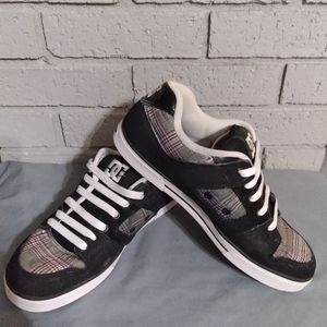 Woman's DC Skate Shoes 301173 Size 8.5